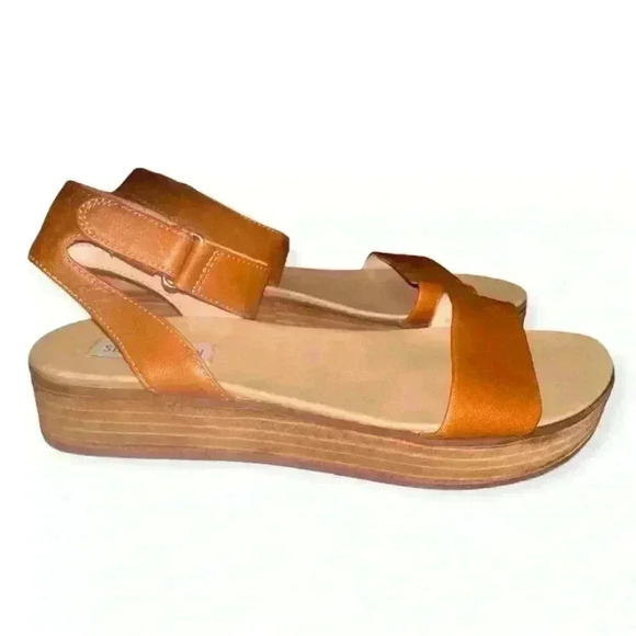 Steve Madden Women's Gaiya Cognac boho chic leather Platform Sandals size 8.5M - Picture 1 of 9